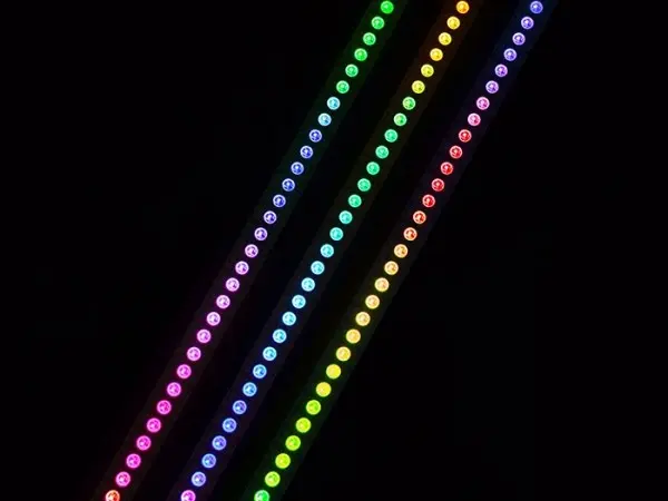 104990304